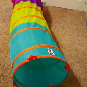 Pop up play tunnel 6' Long
